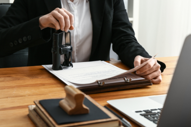 Kelsem Ricardo Rios Lima explica o que é o reconhecimento de firma e quando ele é realmente necessário.