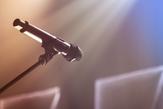 Crise política e cultural movimenta o cenário nacional em debate sobre apoio a eventos e manifestações artísticas