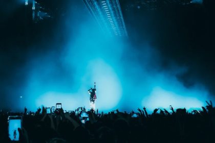 Bad Bunny no Super Bowl redefine a audiência global e consolida a força da cultura latina