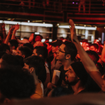 Simone Mendes revoluciona shows com IA e experiência sensorial inédita