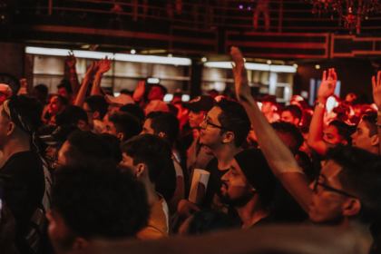 Simone Mendes revoluciona shows com IA e experiência sensorial inédita