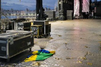 Shakira em Copacabana: Entre a Grandiosidade do Show e a Humanidade de um Dia Difícil